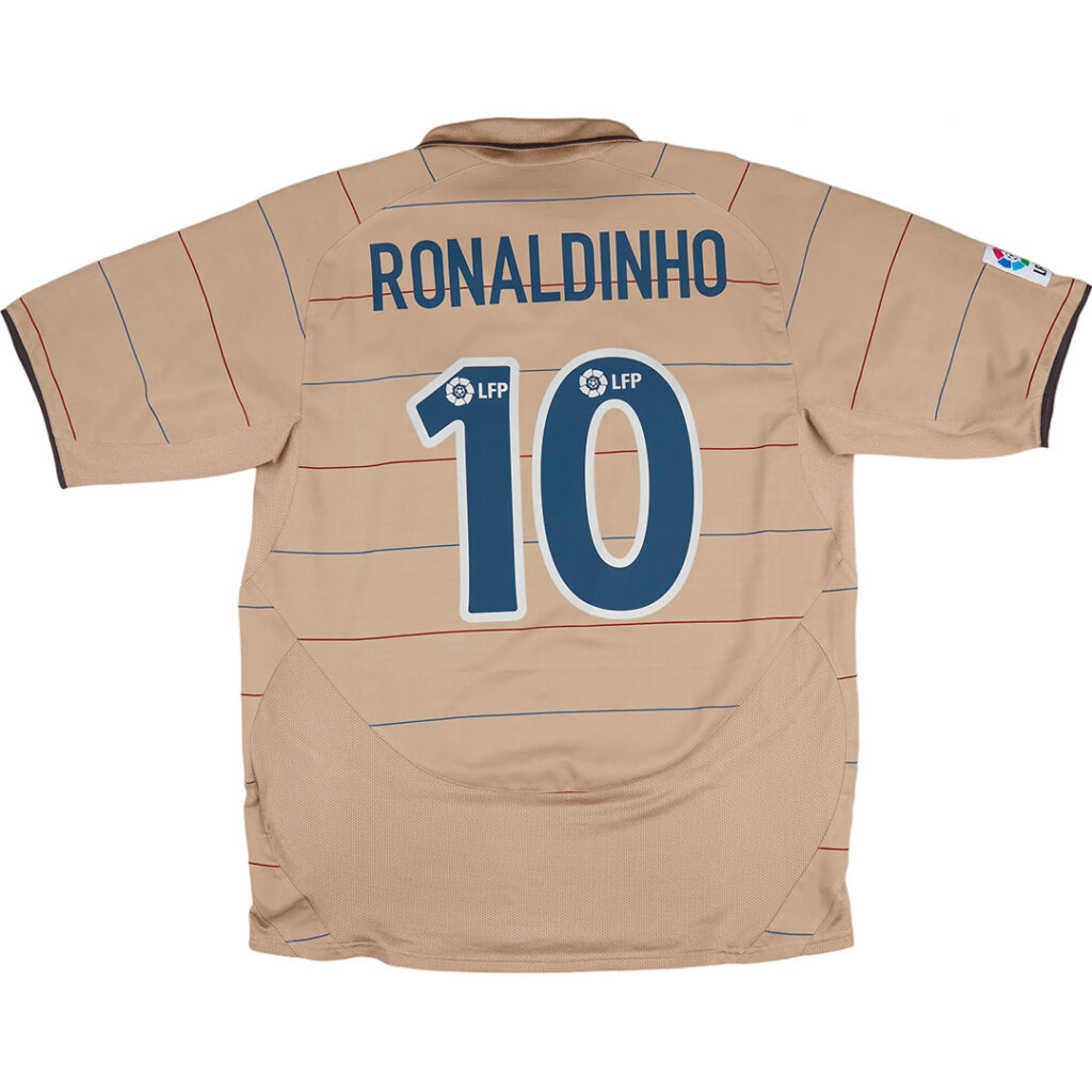 Ronaldinho #10 Retro Barcelona Away Jersey 2003/05 - Cancha Kits