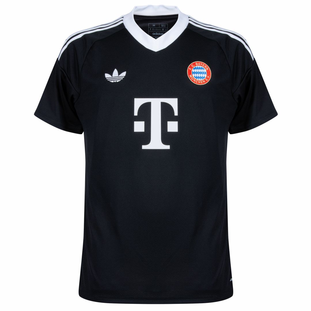 Bayern Munich UCL Third Goalkeeper Jersey — Bayern Munich Goalkeeper 2024/25