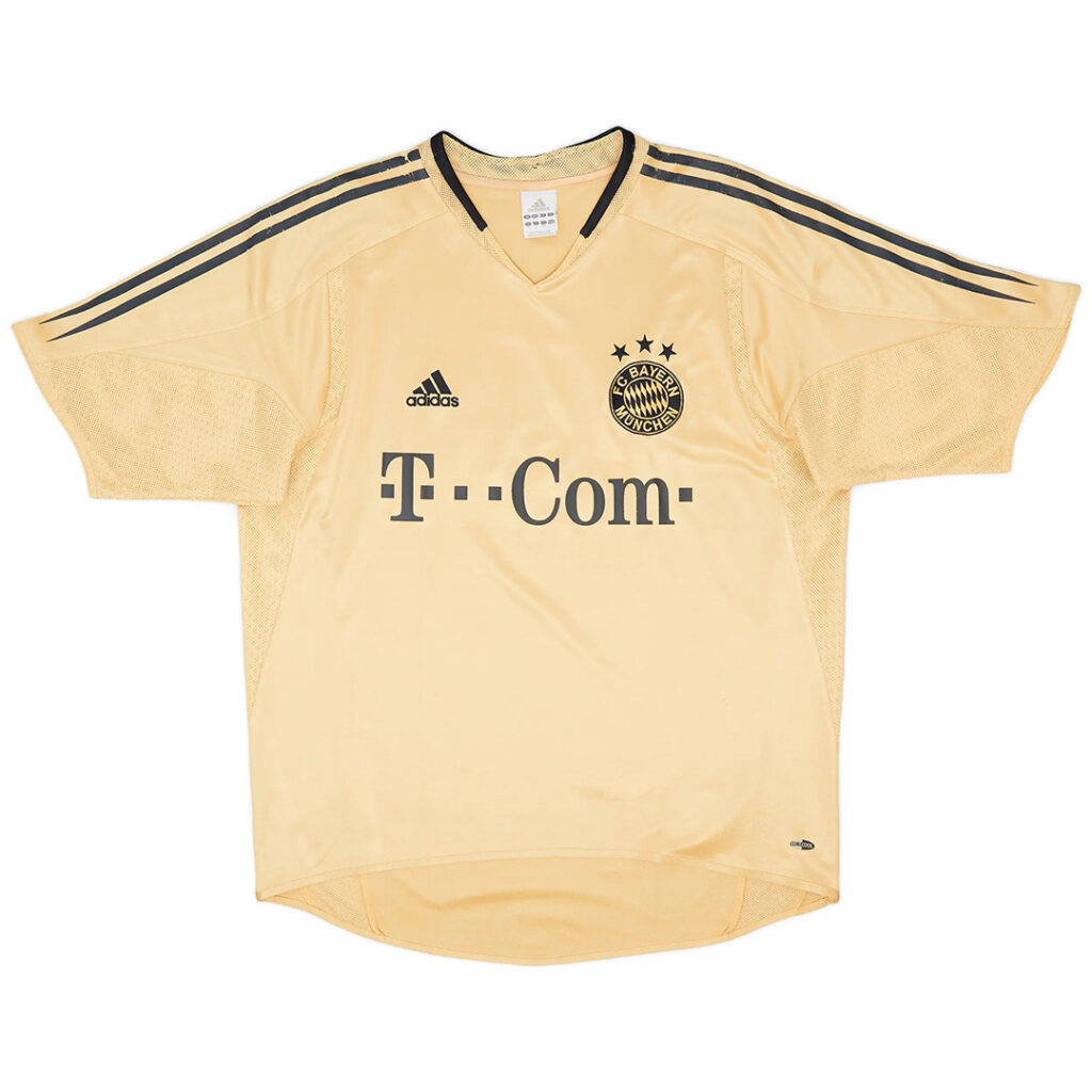 Retro Bayern Munich Away Jersey 2004/05 - Cancha Kits