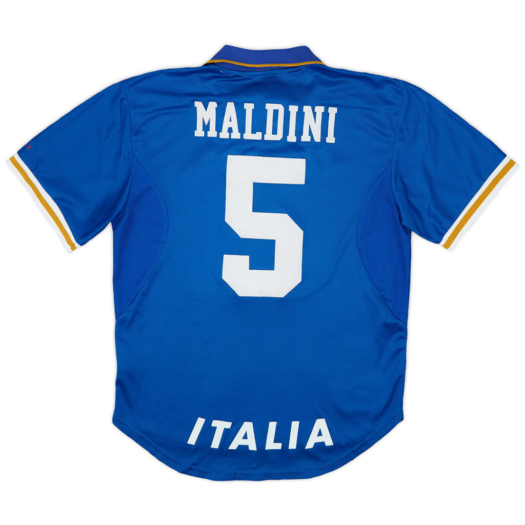 Maldini #5 Retro Italy Home Jersey Euro Cup 1996 - Cancha Kits