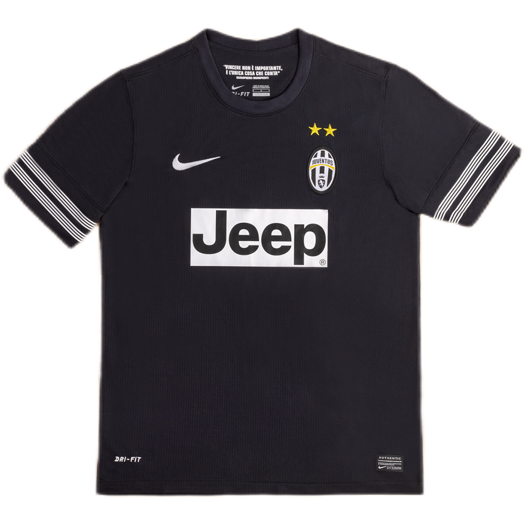 Retro Juventus Away Jersey 2012/13 — Juventus Away 2012/13
