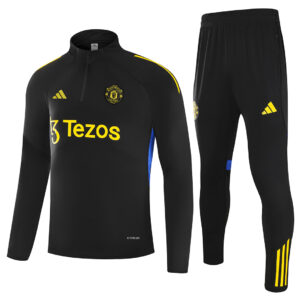 Kids Manchester United 1/4 Zipper Sweat Kit(Top+Pants) Black 2025/26 - Cancha Kits