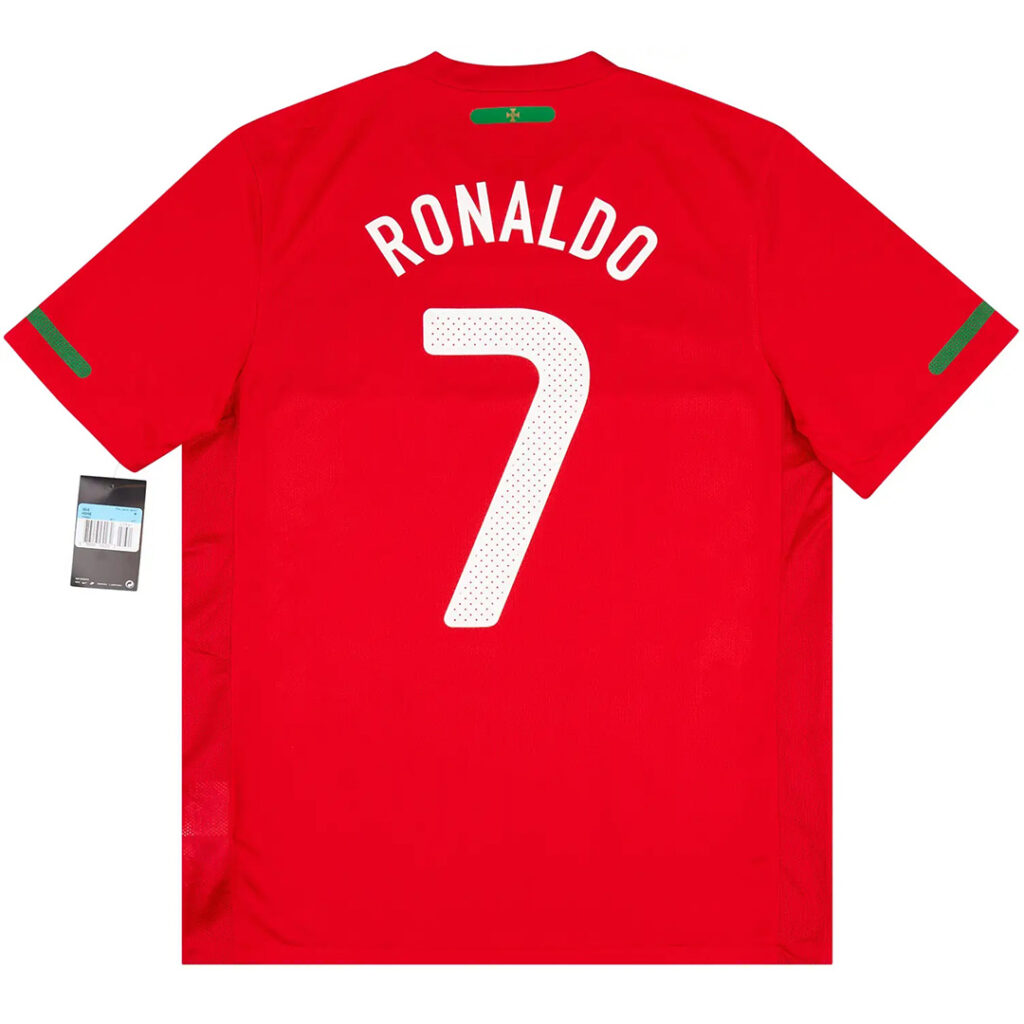 RONALDO #7 Retro Portugal Home Jersey 2010 - Cancha Kits