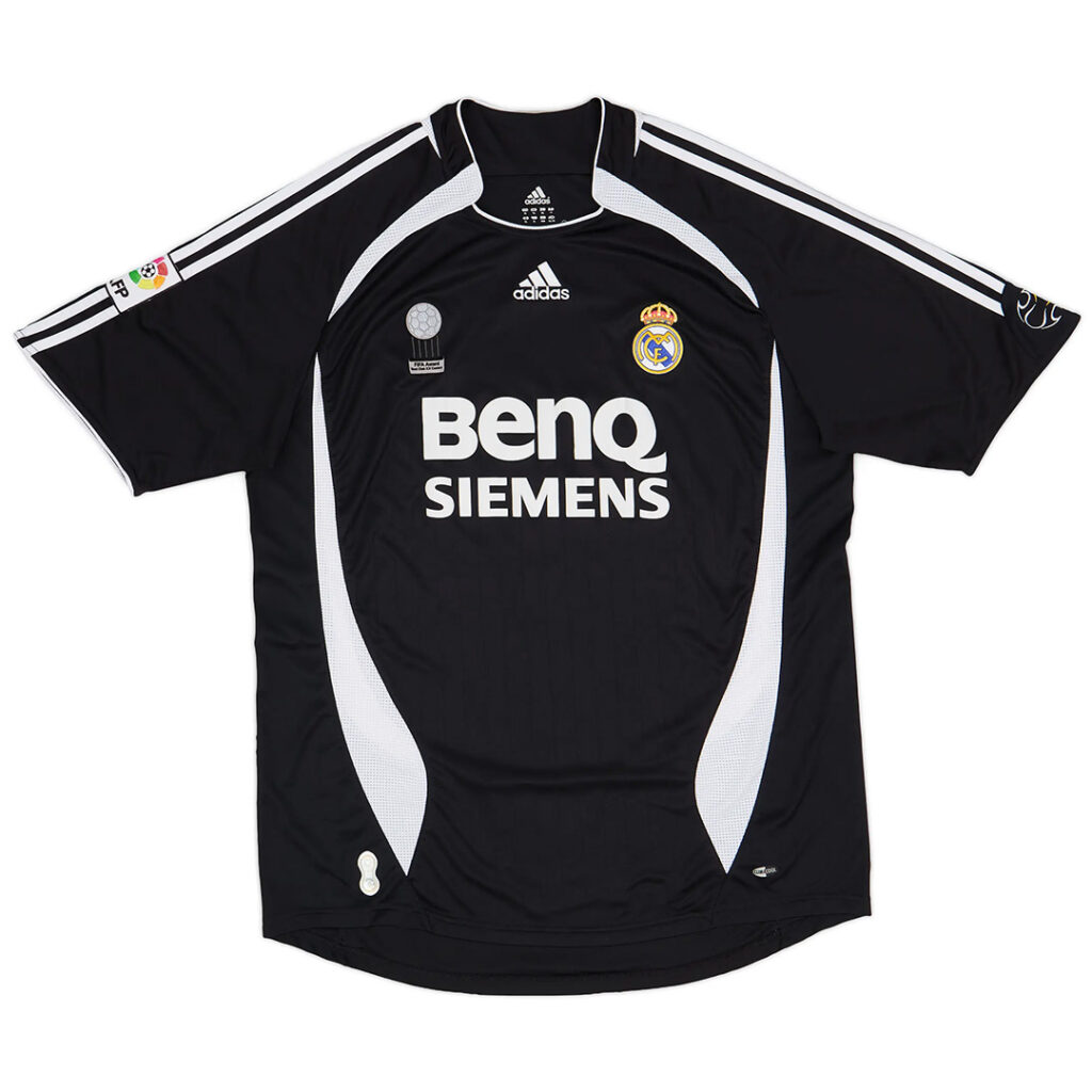 Retro Real Madrid Away Jersey 2006/07 - Cancha Kits