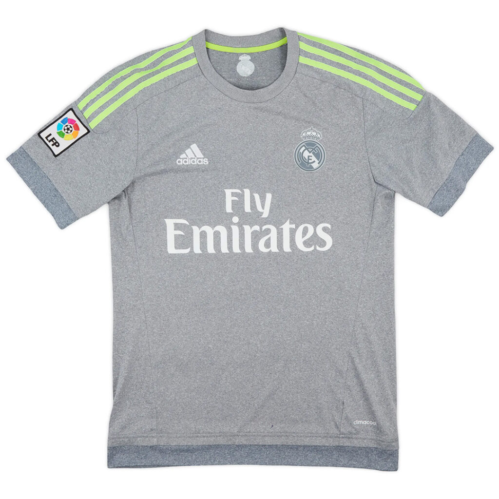 Retro Real Madrid Away Jersey 2015/16 - Cancha Kits