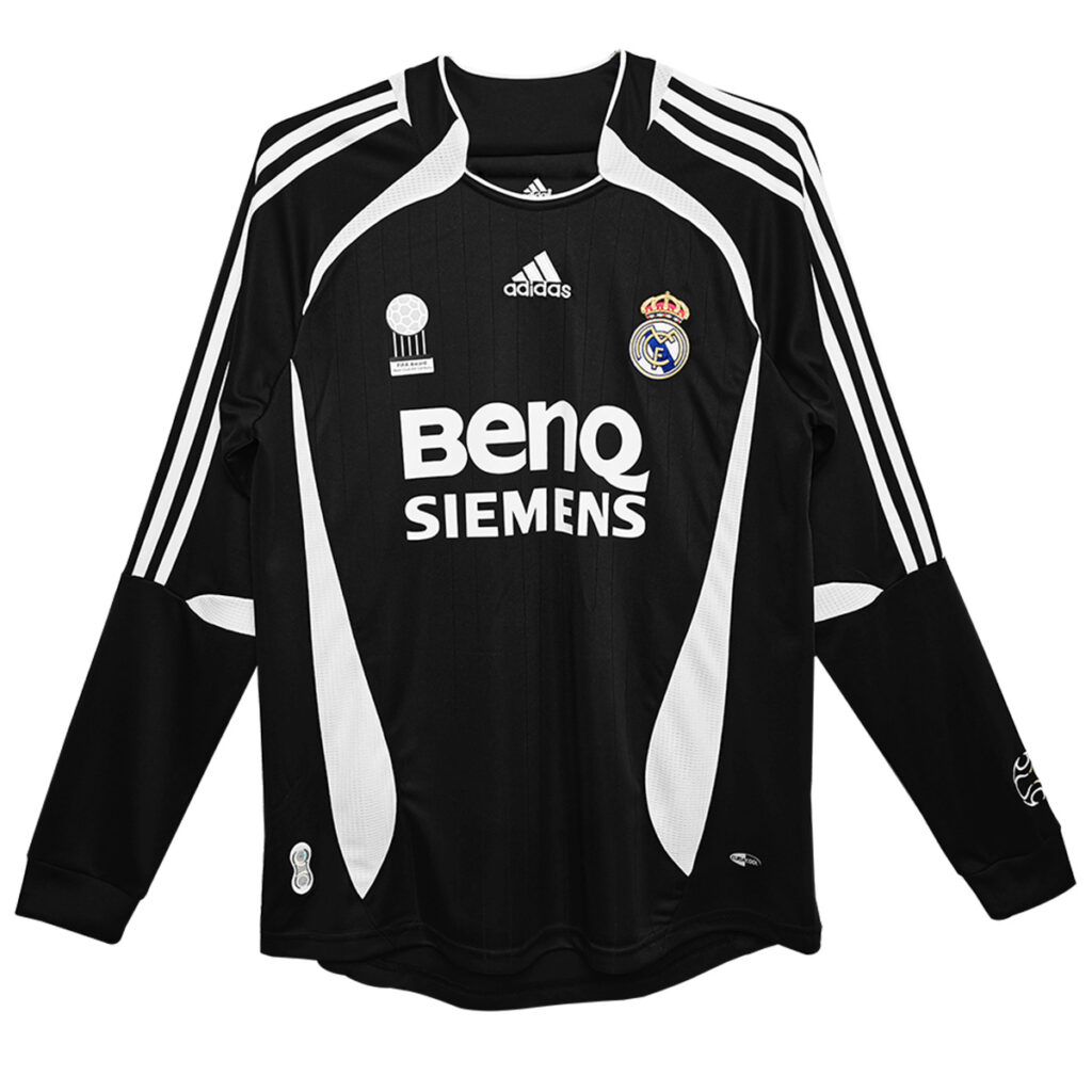 Retro Real Madrid Away Long Sleeve Jersey 2006/07 - Cancha Kits