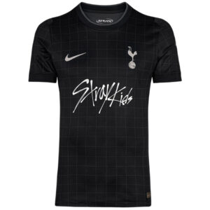 Tottenham Hotspur x Stray Kids Jersey Limited Edition 2025/26 - Cancha Kits